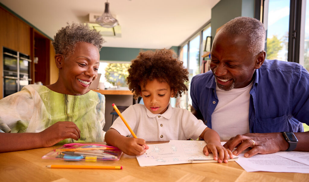 Horse & Farm activity book for ages 5 to 7 years.